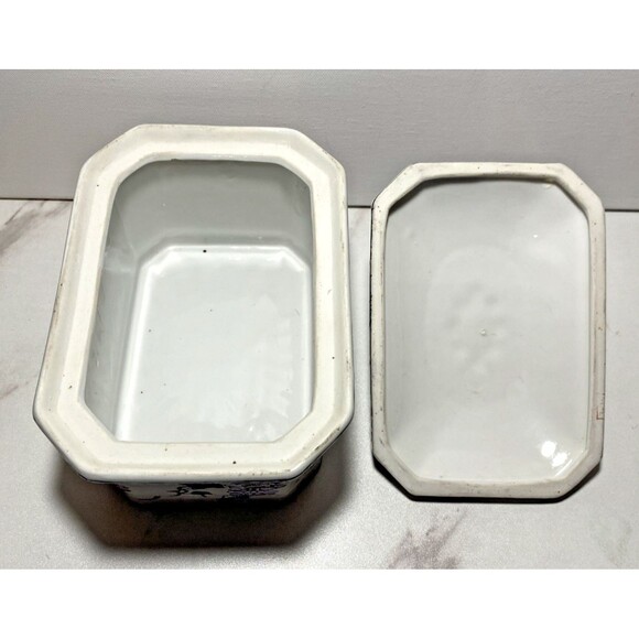 Andrea By Sadek Hand Painted Flowers Porcelain Box With Lid Made In China - Picture 6 of 11